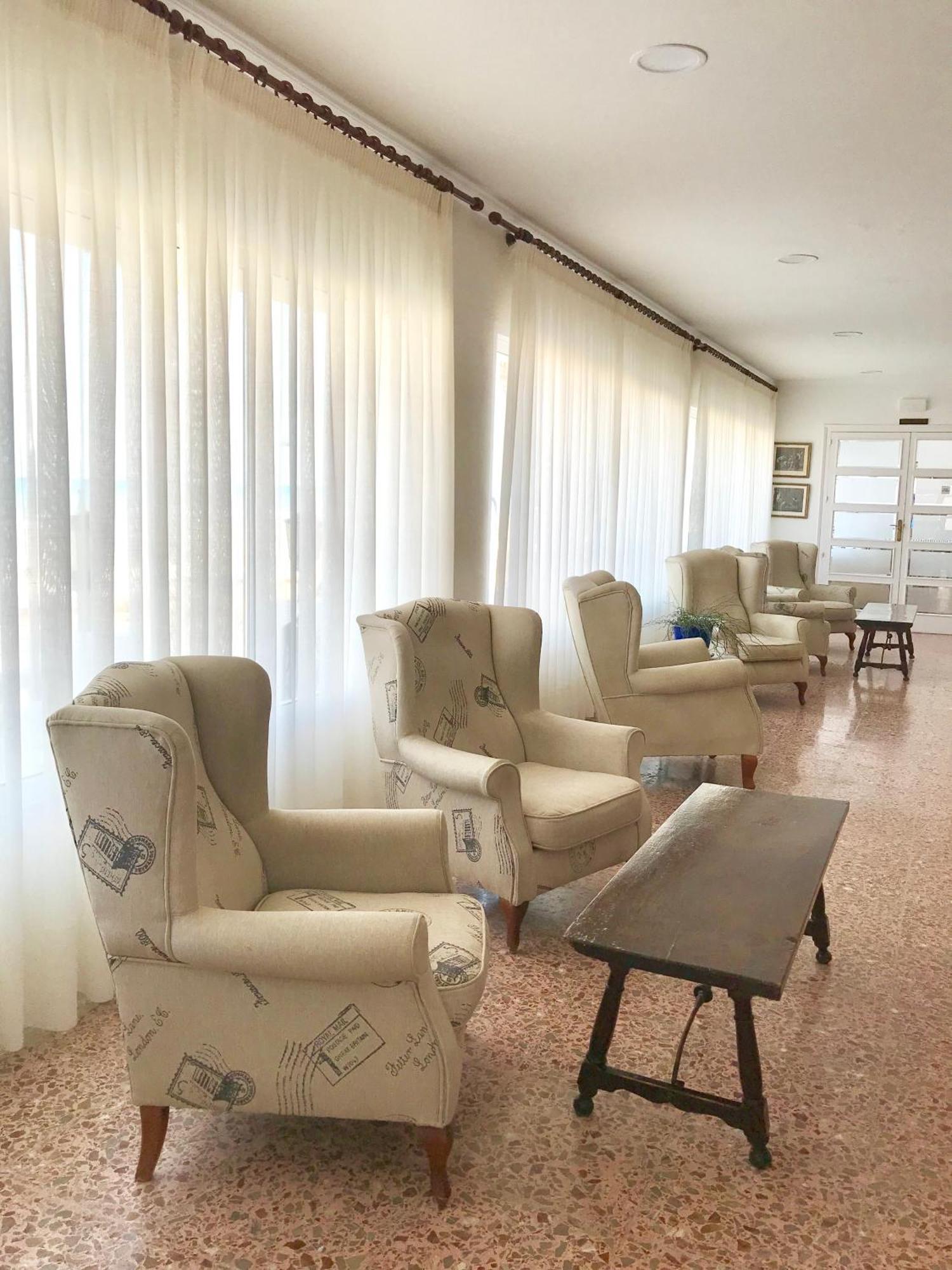 אל קאמפיו Hostal San Juan מראה חיצוני תמונה