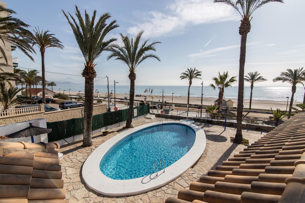 אל קאמפיו Hostal San Juan מראה חיצוני תמונה